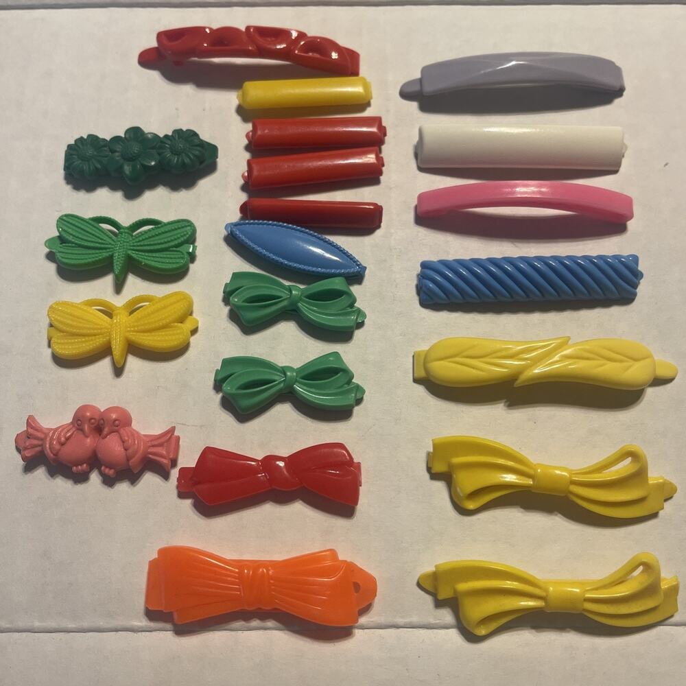 Vintage Goody and Misc Snap Tight Barrettes Hair Clips Lot of 21 Bow Butterflies